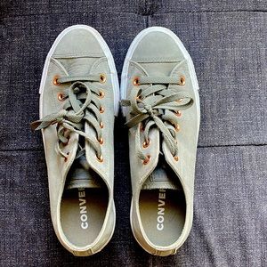 Gently worn, genuine suede/leather converse